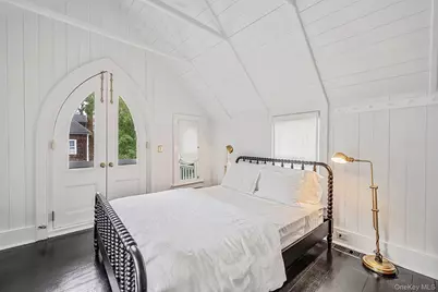 13 Spring Garden Avenue, Shelter Island Heights, NY 11965 - Photo 32