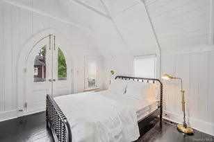 13 Spring Garden Ave, Shelter Island Heights, NY 11965 - Photo 32
