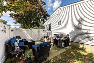 5 Norwalk Lane, Selden, NY 11784 - Photo 22