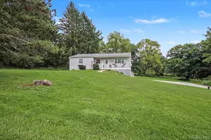 50 Jordan Ct, Poughquag, NY 12570 - Photo 4