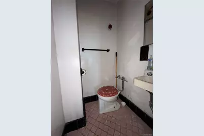 33-04 Junction Blvd #6L, Jackson Heights, NY 11372 - Photo 10