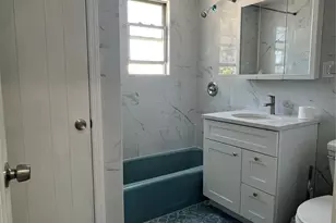 113-21 204th St, Jamaica, NY 11412 - Photo 12