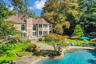 35 Senator Levy Dr, Suffern, NY 10901 - Photo 8