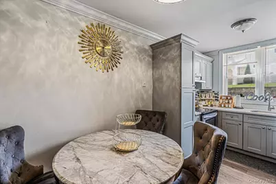 80 Townhouse Road N #80N, Huntington Station, NY 11746 - Photo 6