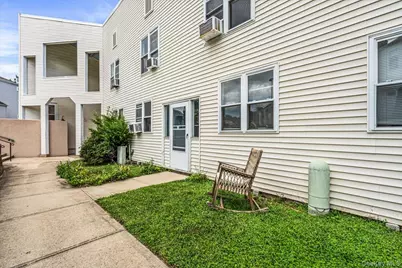 80 Townhouse Road N #80N, Huntington Station, NY 11746 - Photo 18