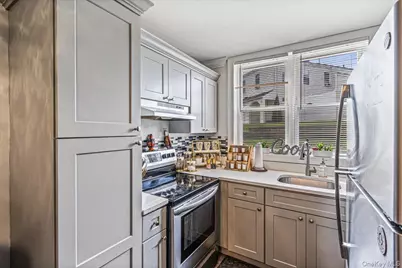80 Townhouse Road N #80N, Huntington Station, NY 11746 - Photo 8