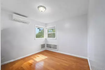 14004 Quince Avenue, Flushing, NY 11355 - Photo 8