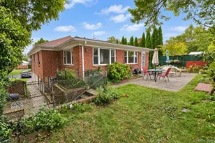 72 Mohawk Rd, Yonkers, NY 10710 - Photo 44