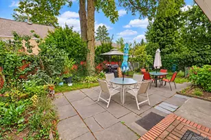 72 Mohawk Rd, Yonkers, NY 10710 - Photo 42