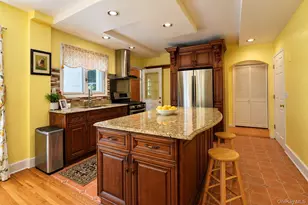 15 Main St, East Setauket, NY 11733 - Photo 16