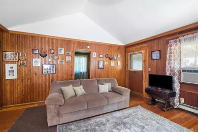 149 Tanglewylde Road, Lake Peekskill, NY 10537 - Photo 14