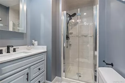 73 Lorraine Terrace #325, Mount Vernon, NY 10553 - Photo 18