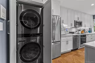 73 Lorraine Terrace, Mount Vernon, NY 10553 - Photo 4