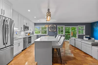 73 Lorraine Terrace #325, Mount Vernon, NY 10553 - Photo 6