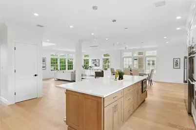 1438 Dewey Avenue, North Bellmore, NY 11710 - Photo 20