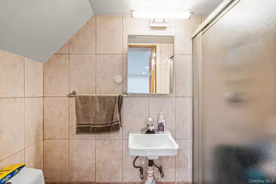 137-66 70th Road, Kew Gardens, NY 11367 - Photo 20