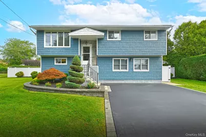 35 Jensen Road, Bay Shore, NY 11706 - Photo 1