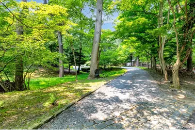 29 Farm Road, Saint James, NY 11780 - Photo 6