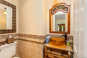 29 Farm Rd, Saint James, NY 11780 - Photo 18