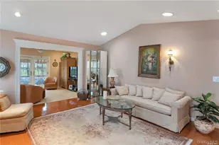 41 Madison Cir, Middle Island, NY 11953 - Photo 12