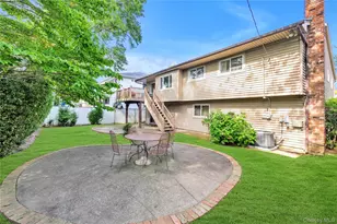 22 Valley Ln W, Woodmere, NY 11581 - Photo 24