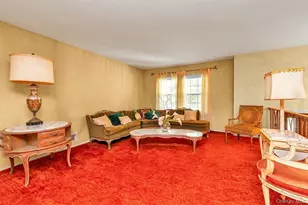 22 Valley Ln W, Woodmere, NY 11581 - Photo 4