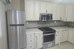 19 Cardinal Ln, East Islip, NY 11730 - Photo 4