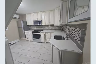 19 Cardinal Lane, East Islip, NY 11730 - Photo 2
