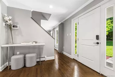 9 Lori Lane, Chappaqua, NY 10514 - Photo 2