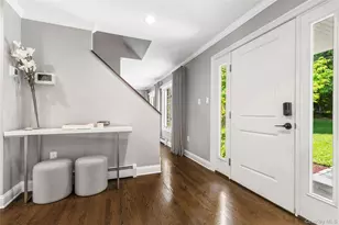 9 Lori Ln, Chappaqua, NY 10514 - Photo 2