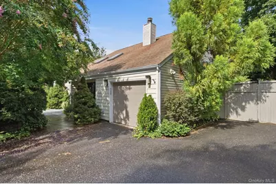 5 Highridge Drive, Huntington, NY 11743 - Photo 4