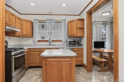 1118 Hudson Avenue, Peekskill, NY 10566 - Photo 10