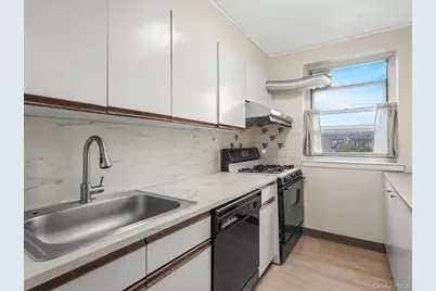 204-12 35th Avenue #254, Bayside, NY 11361 - Photo 12
