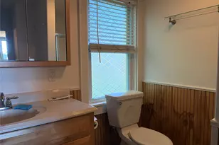 549 Main Rd, Aquebogue, NY 11901 - Photo 10