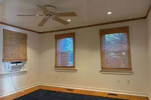 549 Main Rd, Aquebogue, NY 11901 - Photo 8