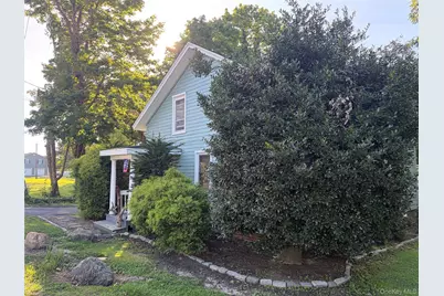 549 Main Road #B, Aquebogue, NY 11901 - Photo 1
