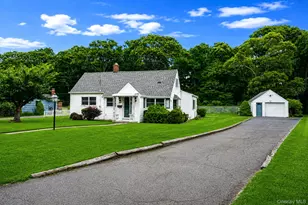 1 E Jackwill Rd, Patchogue, NY 11772 - Photo 30