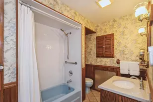 99 Barwick St, Floral Park, NY 11001 - Photo 22