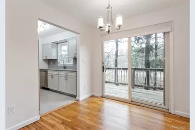 129 Harris Road #4, Katonah, NY 10536 - Photo 6