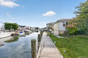 84 E Lido Promenade, Lindenhurst, NY 11757 - Photo 28