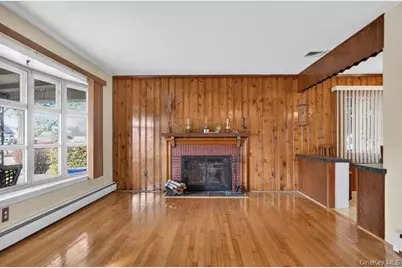 84 E Lido Promenade, Lindenhurst, NY 11757 - Photo 8