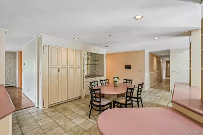 48 Westchester View Lane, White Plains, NY 10607 - Photo 16