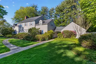 21 Weir Ln, Locust Valley, NY 11560 - Photo 2