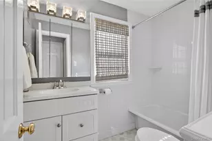 21 Weir Ln, Locust Valley, NY 11560 - Photo 20