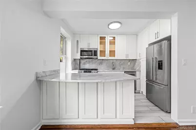 141-39 78th Road #2P, Kew Gardens, NY 11367 - Photo 4