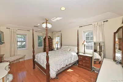 7 Ona Avenue, Dix Hills, NY 11746 - Photo 22