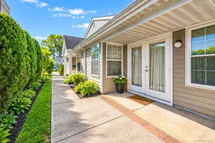 20 Wainscott Ct, Ridge, NY 11961 - Photo 26