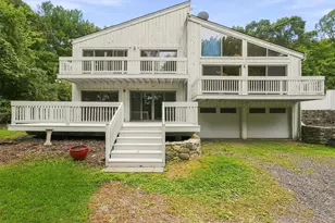 31 Boswell Rd, Putnam Valley, NY 10579 - Photo 2