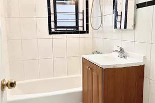 61-40 Saunders St, Rego Park, NY 11374 - Photo 6