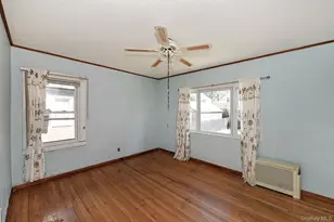 12 Hull Ave, New Hyde Park, NY 11040 - Photo 18